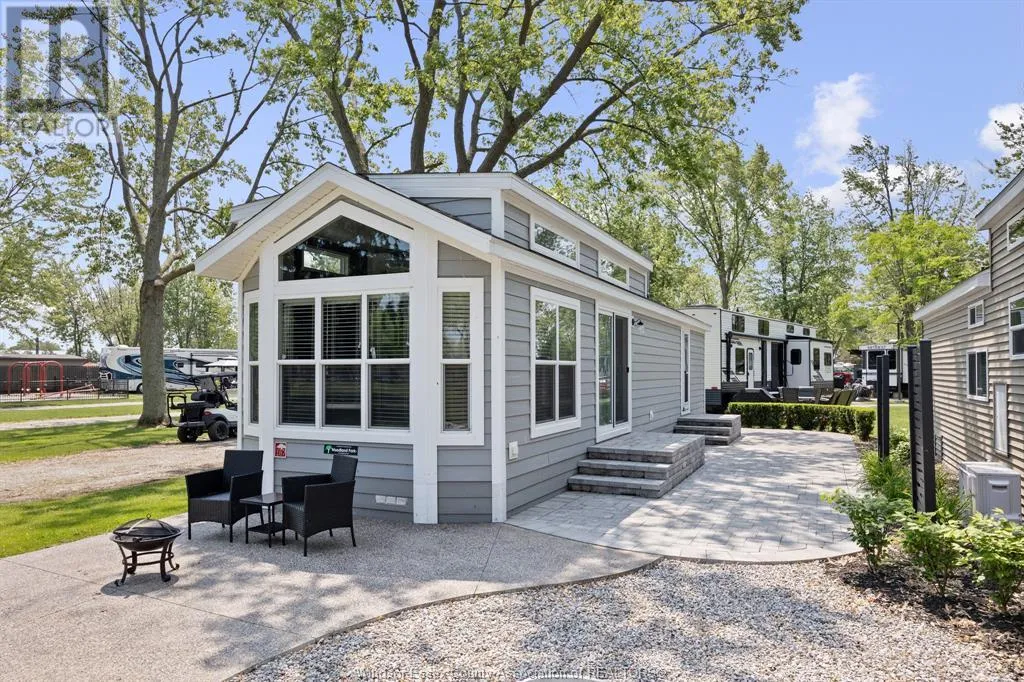 House for rent: 981 County Rd 2 Unit# 187, Lakeshore, Ontario N8L 1B4