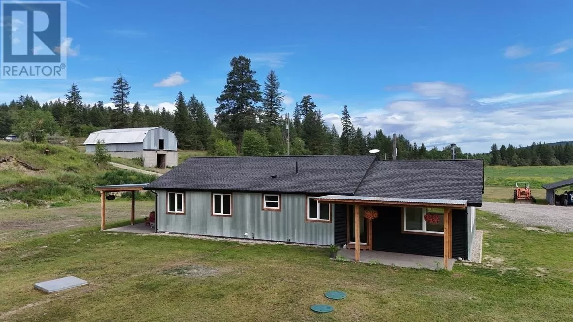 House for rent: 9811 Marguerite Ferry West No 2 Road, Quesnel, British Columbia V2J 6R6