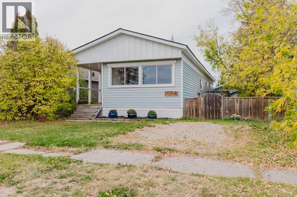 Manufactured Home for rent: 9812 99 Street, Wembley, Alberta T0H 3S0