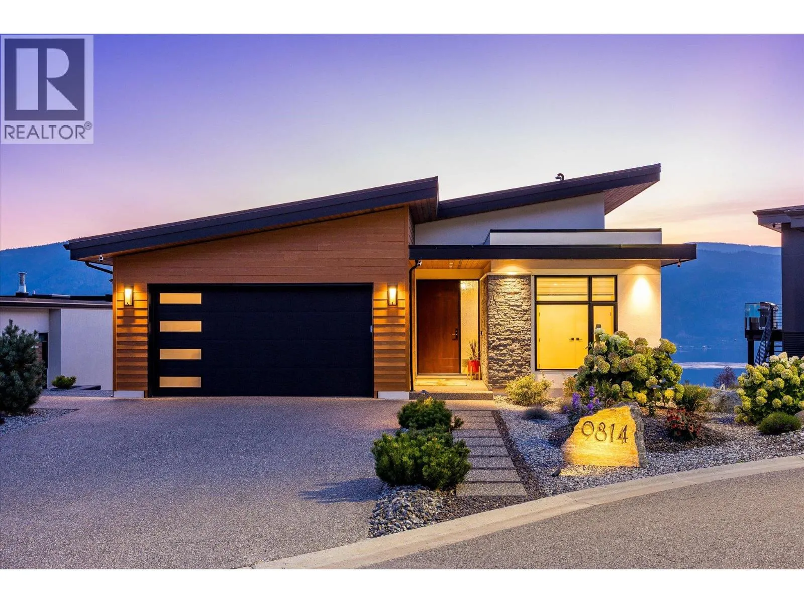 House for rent: 9814 Beacon Hill Crescent, Lake Country, British Columbia V4V 0A9