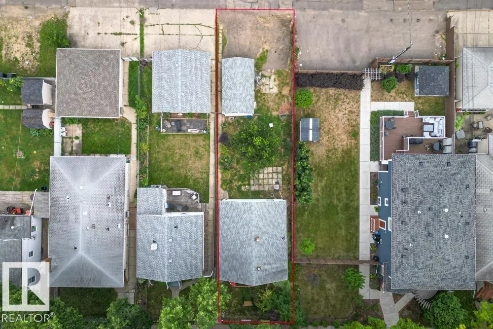 No Building for rent: 9818 81 Av Nw, Edmonton, Alberta T6E 1W3