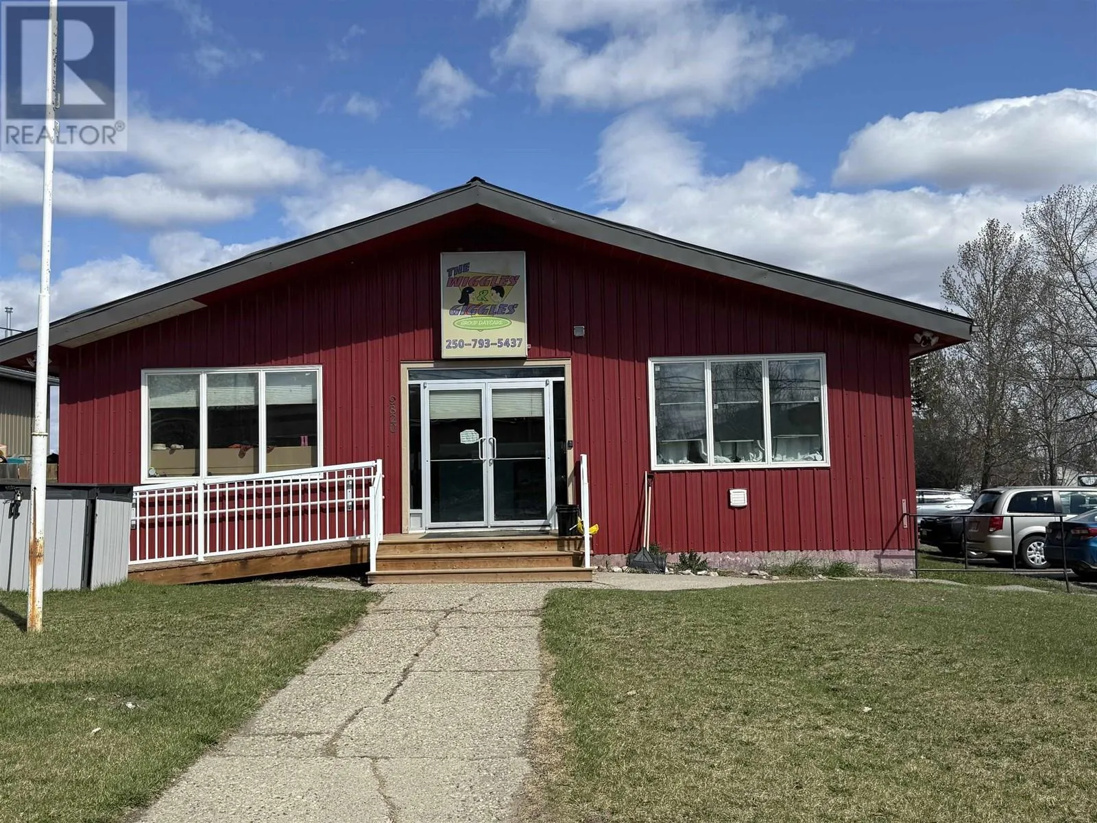 9820 110 Avenue, Fort St. John, British Columbia V1J 2T1