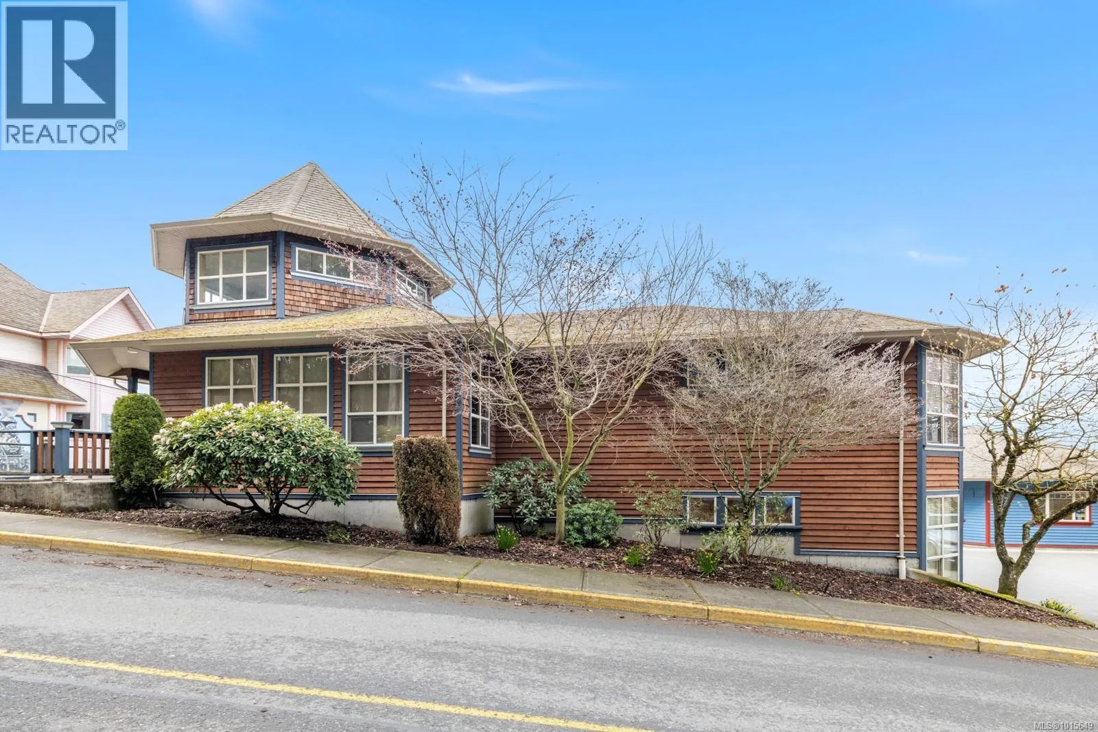 Commercial Mix for rent: 9828 Croft St, Chemainus, British Columbia V0R 1K1