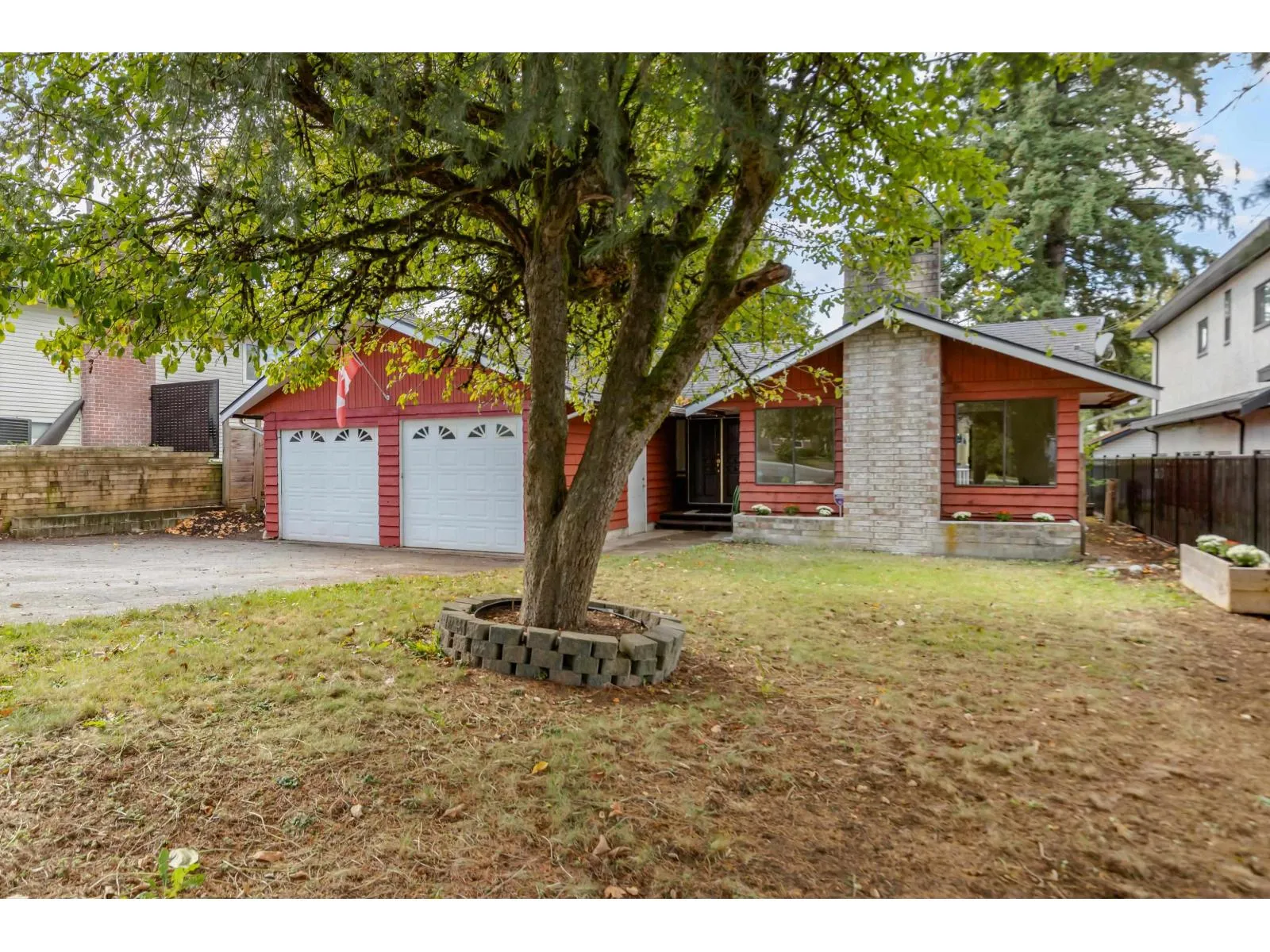 House for rent: 9829 120a Street, Surrey, British Columbia V3V 4H8