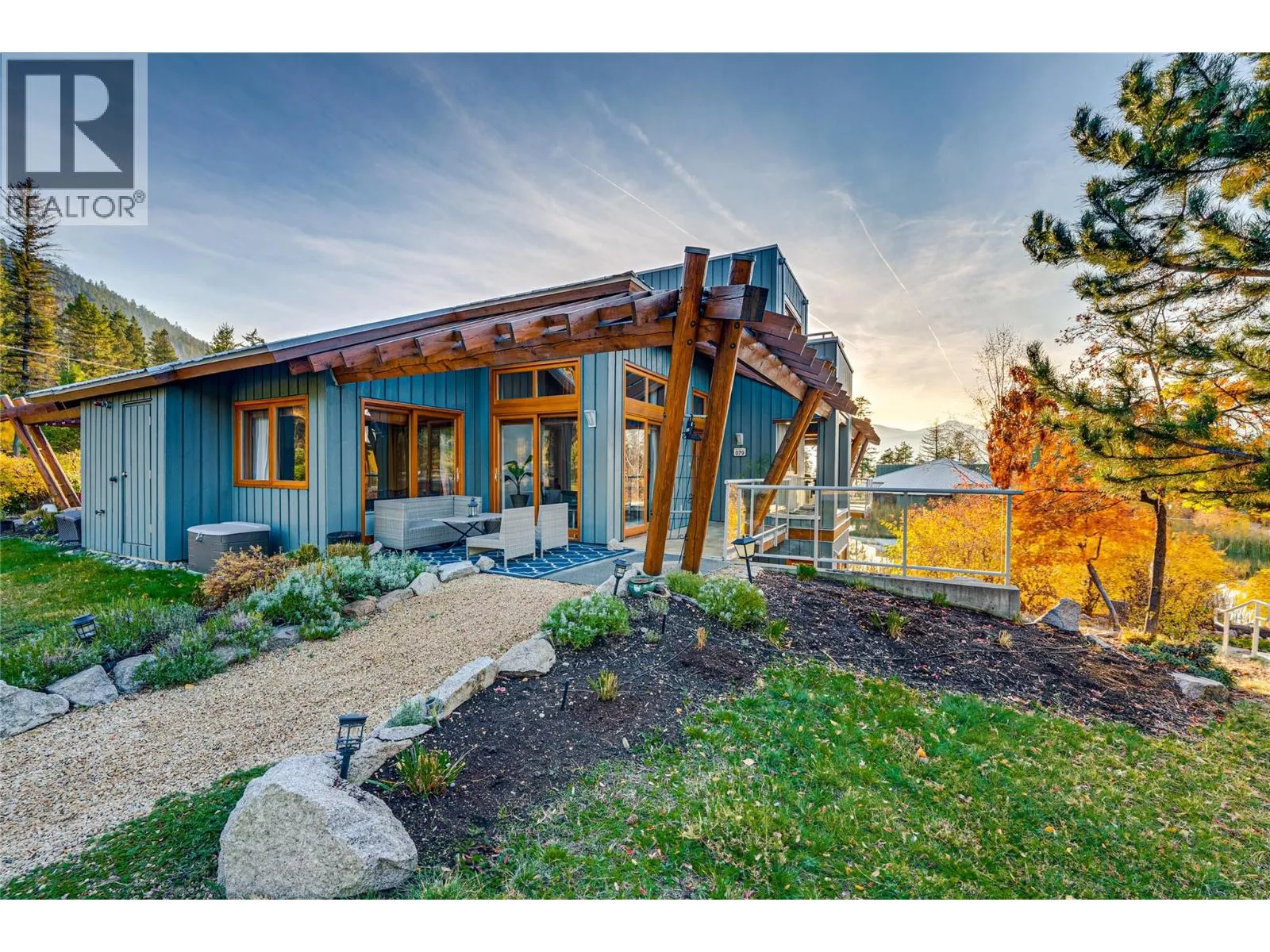 Row / Townhouse for rent: 9845 Eastside Road Unit# 79, Vernon, British Columbia V1H 1Z2