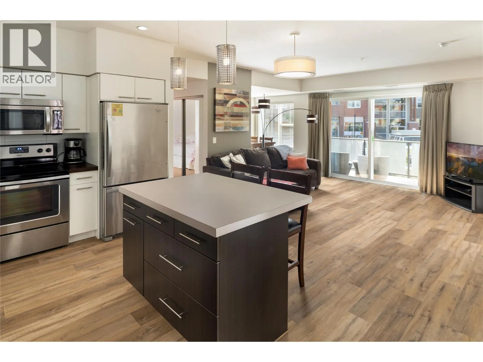 Apartment for rent: 985 Academy Way Unit# 208, Kelowna, British Columbia V1V 3C8