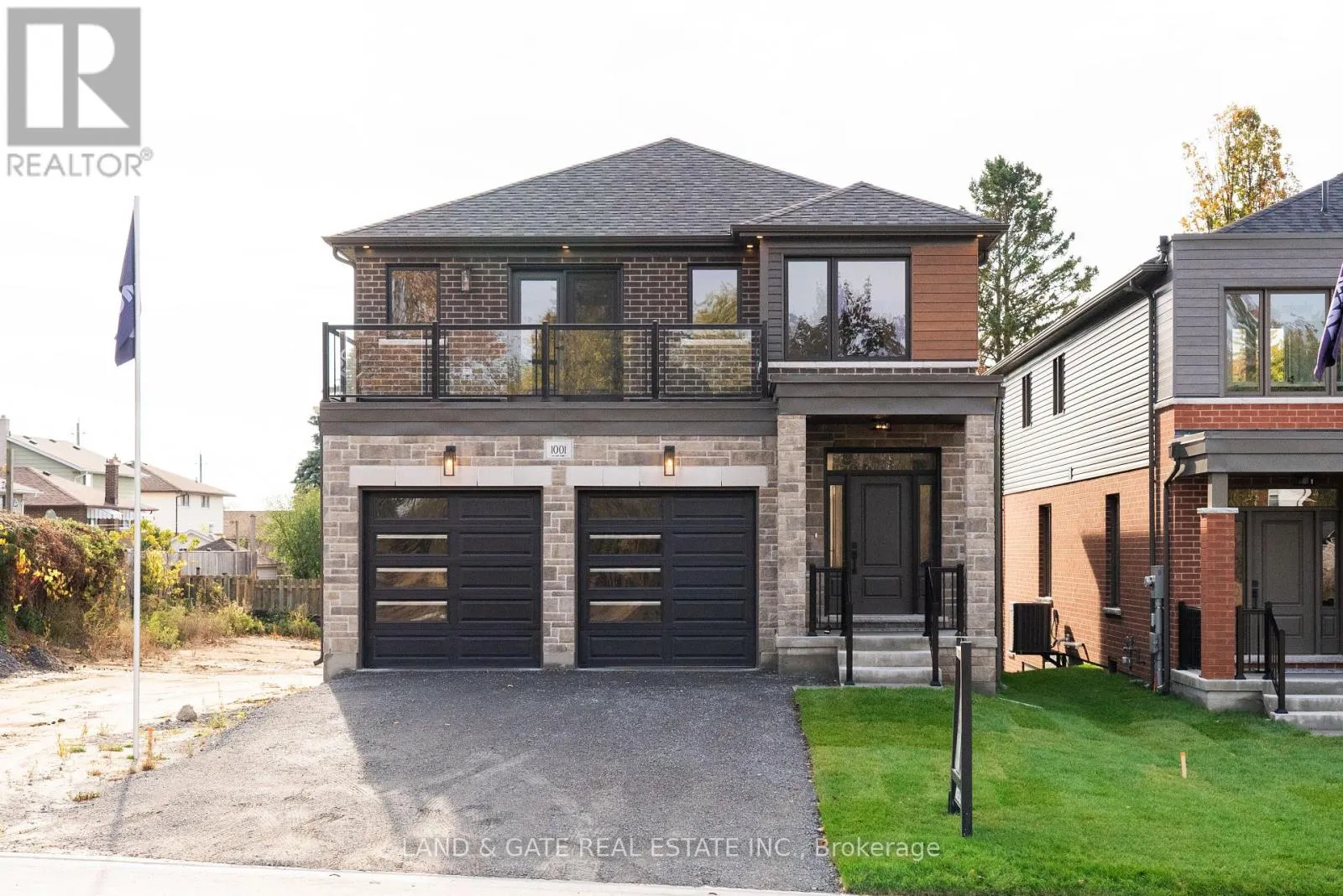 House for rent: 985 Queensdale Avenue, Oshawa, Ontario L1H 1H4