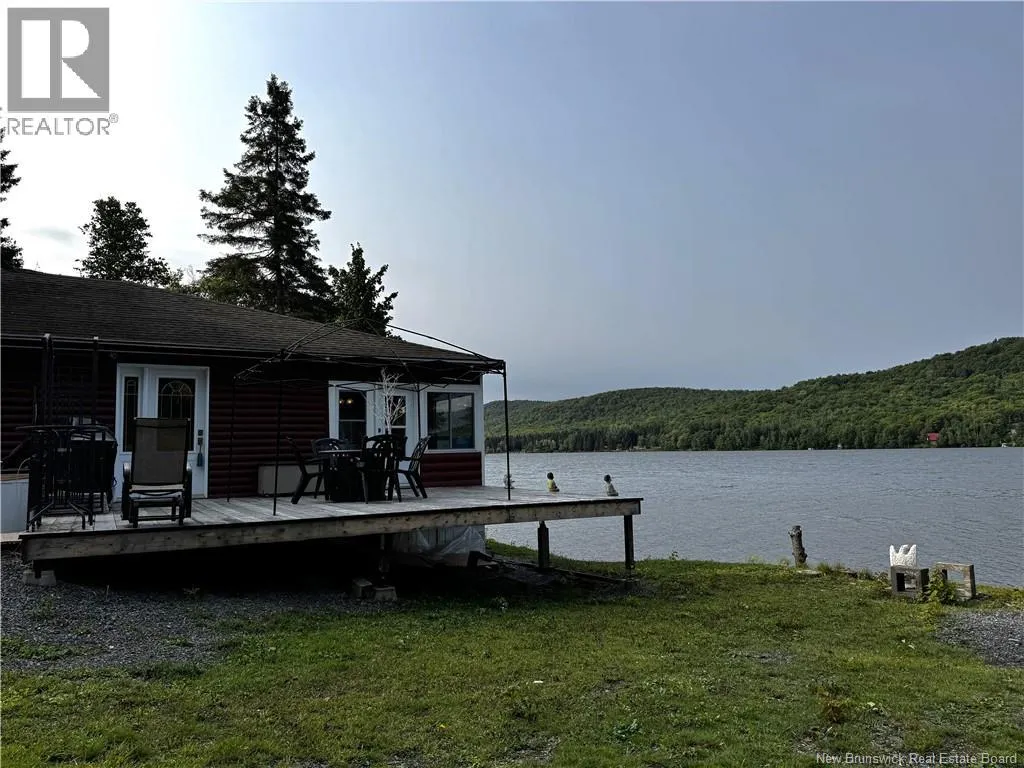 House for rent: 988 Route 215, Saint-FranAois-de-Madawaska, New Brunswick E7A 1G9