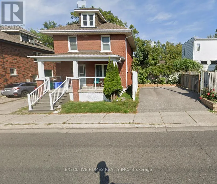 House for rent: 99 Adelaide Avenue W, Oshawa, Ontario L1G 1Y5