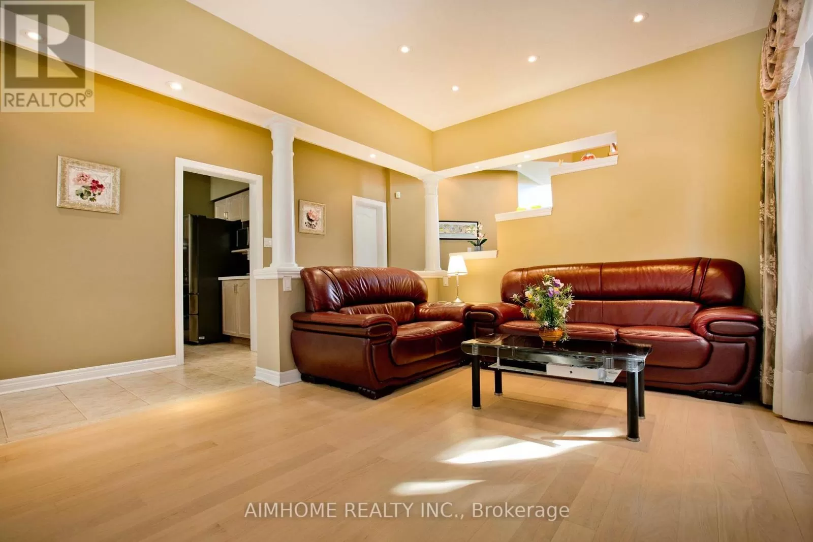 House for rent: 99 Colesbrook Road, Richmond Hill, Ontario L4S 2G3