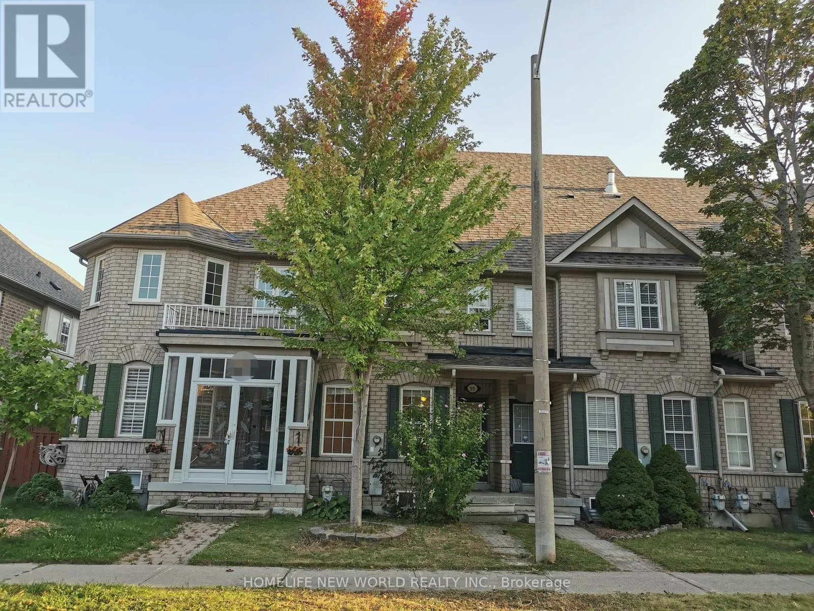 Row / Townhouse for rent: 99 Selkirk Drive, Richmond Hill, Ontario L4B 4S4