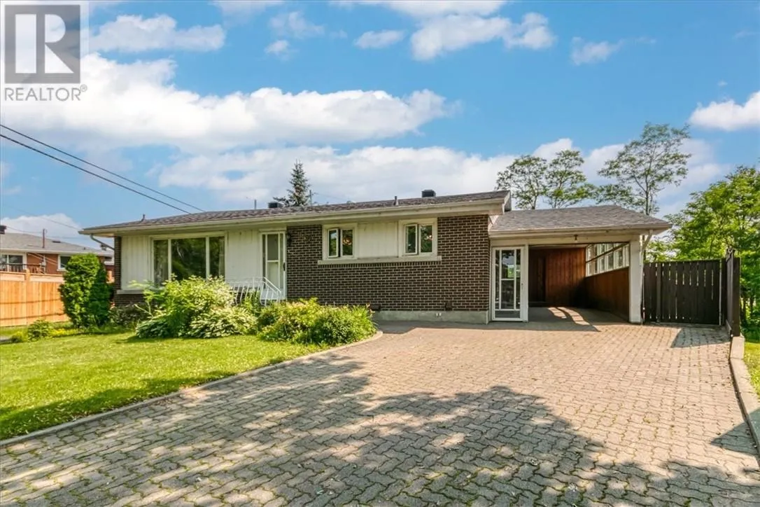 House for rent: 990 Delwood Court, Sudbury, Ontario P3E 4M3