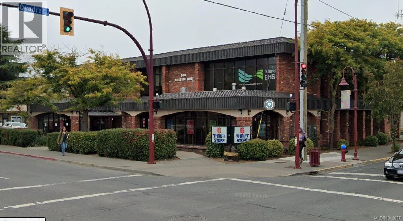 Retail for rent: 990 Hillside Ave, Victoria, British Columbia V8T 2A1