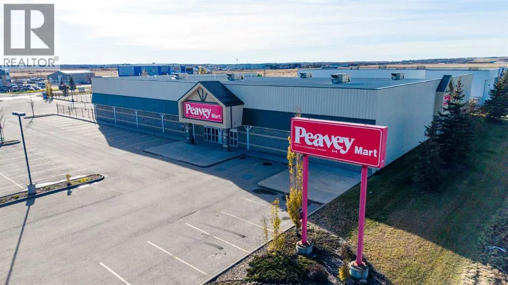 Retail for rent: 9902 120 Street, Grande Prairie, Alberta T8W 0C7