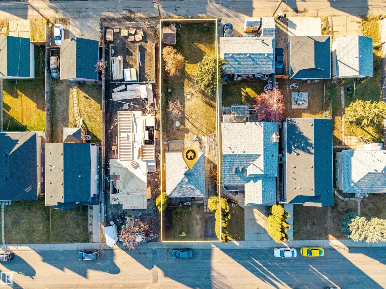 No Building for rent: 9924 160 St Nw, Edmonton, Alberta T5P 3E4