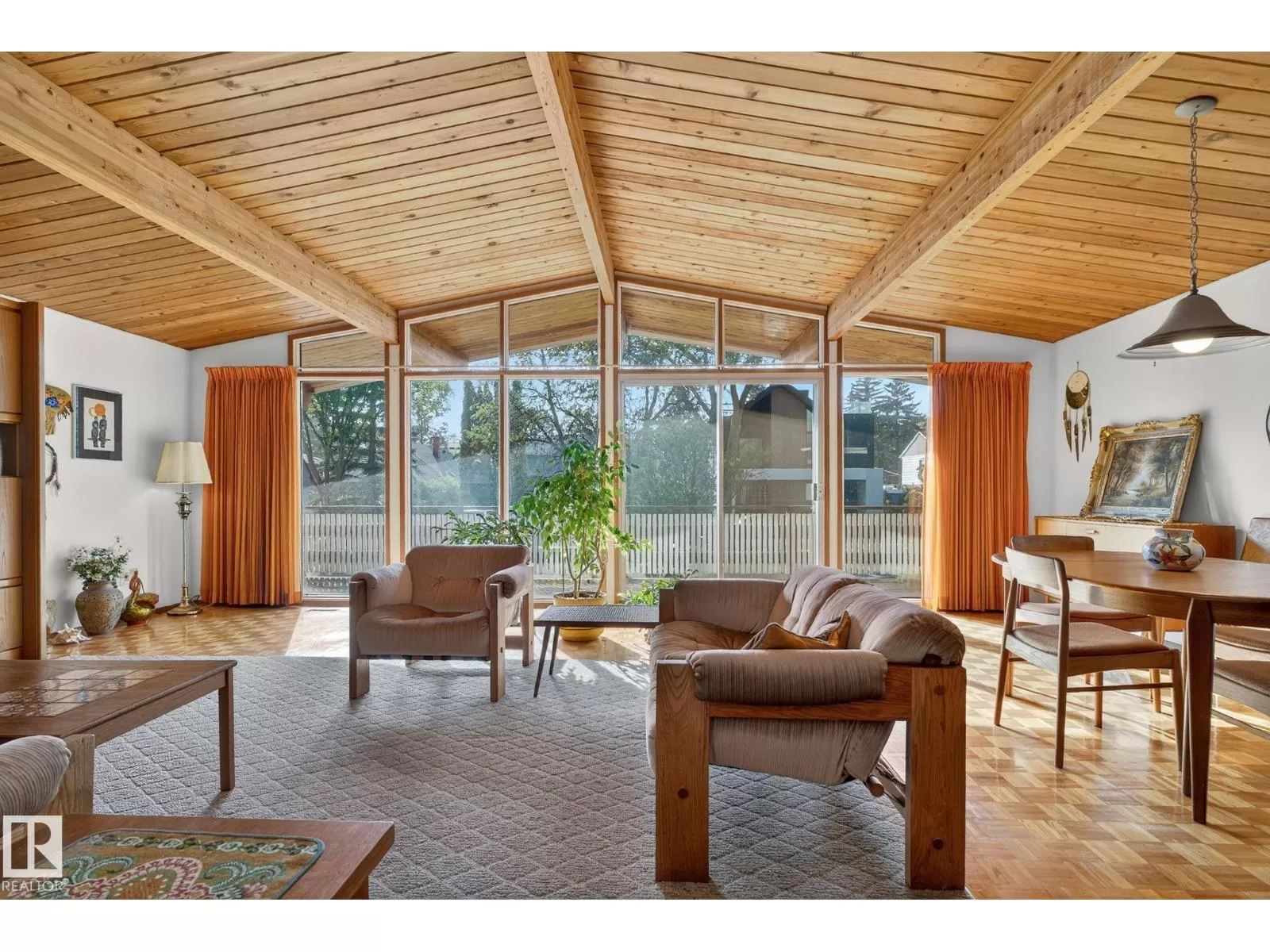 House for rent: 9937 82 St Nw, Edmonton, Alberta T6A 3L9