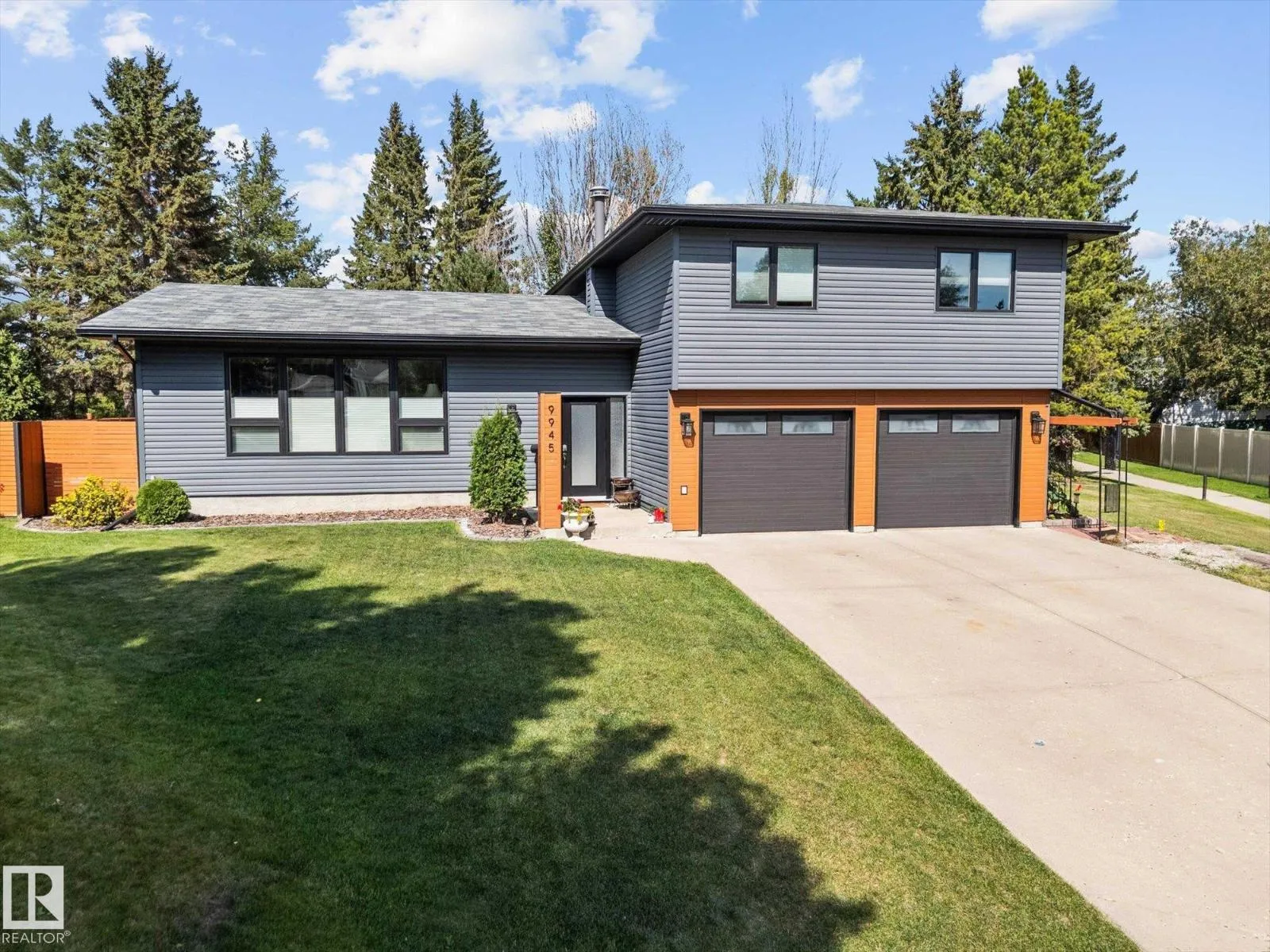 House for rent: 9945 82 St, Fort Saskatchewan, Alberta T8L 3E6