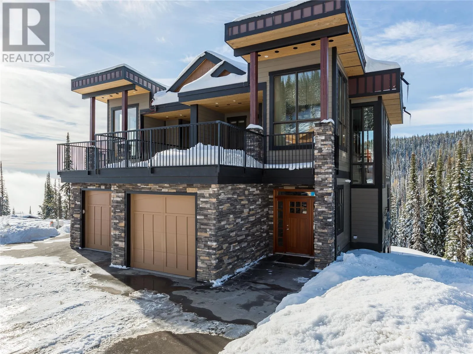 Duplex for rent: 9966 Purcell Drive, Silver Star, British Columbia V1B 3M1