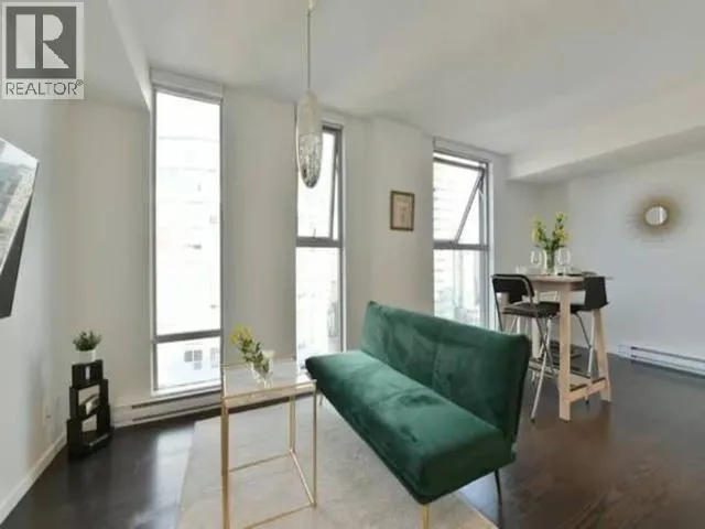 Apartment for rent: 999 Seymour St, Vancouver, British Columbia V6B 0M5