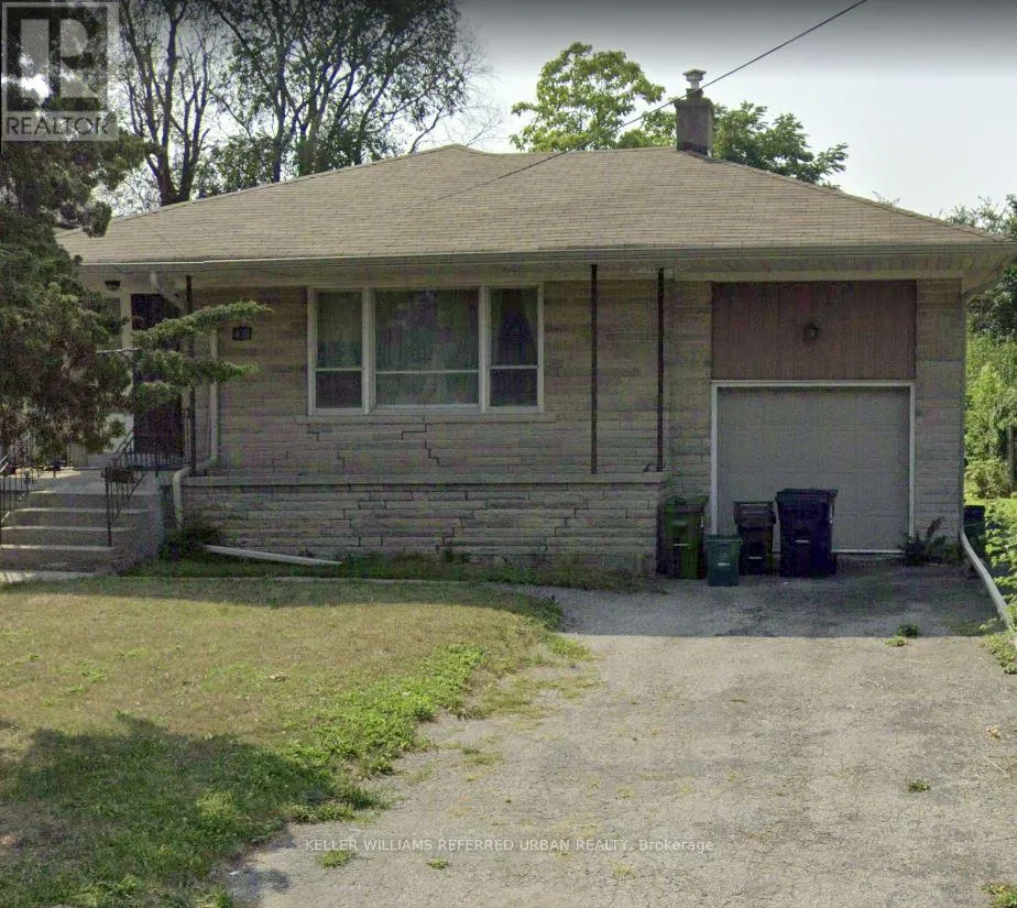 House for rent: A - 173 Overbrook Place, Toronto, Ontario M3H 4R2