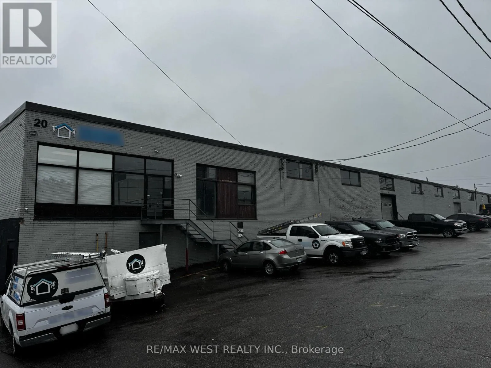 Multi-Tenant Industrial for rent: A - 20 Sheffield Street, Toronto, Ontario M6M 3E6