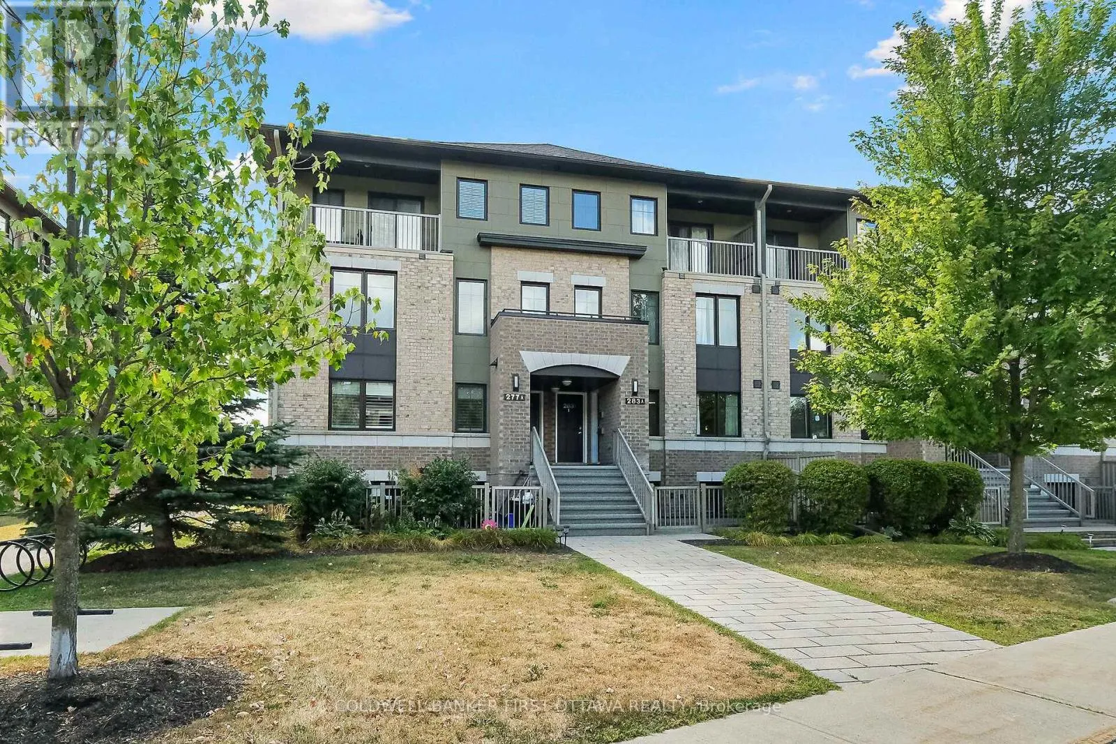 Row / Townhouse for rent: A - 283 Titanium Private N, Ottawa, Ontario K1C 0A5