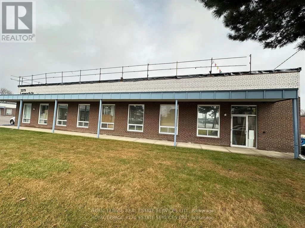 A - 3279 Lenworth Drive, Mississauga, Ontario L4X 2G6