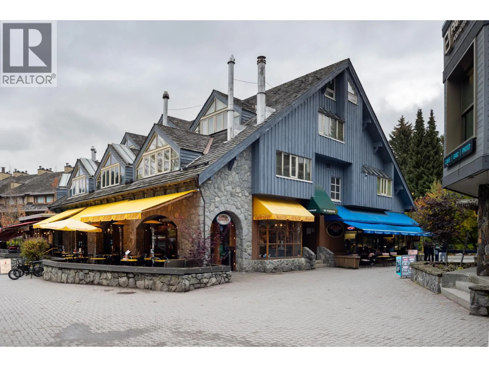 Apartment for rent: A 4324 Sunrise Alley, Whistler, British Columbia V0N 1B0