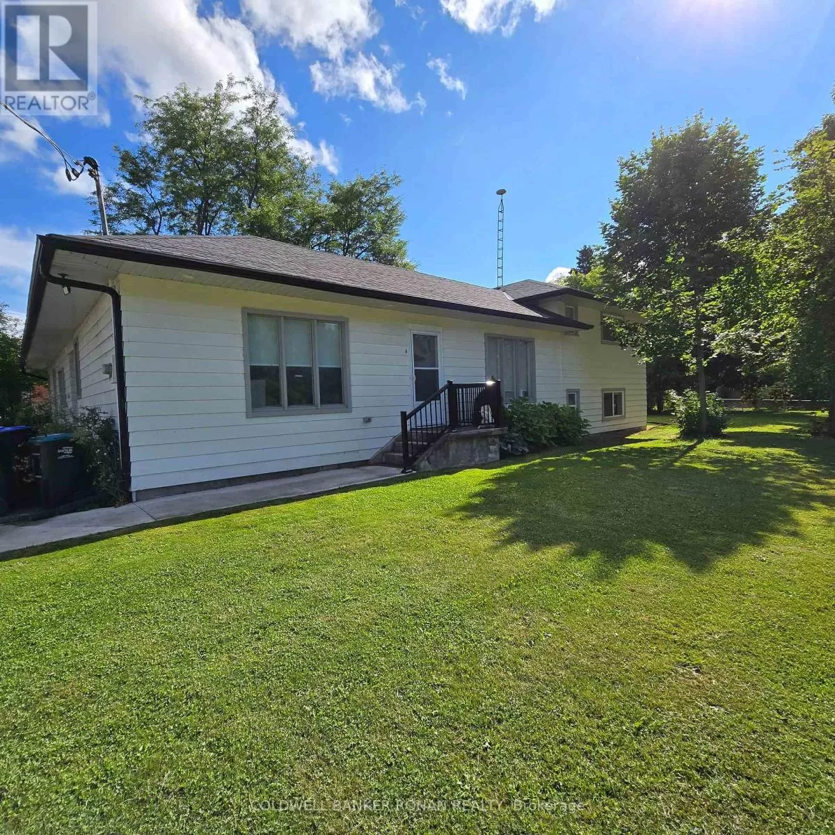 Duplex for rent: A - 6037 Highway 89, New Tecumseth, Ontario L9R 2G2