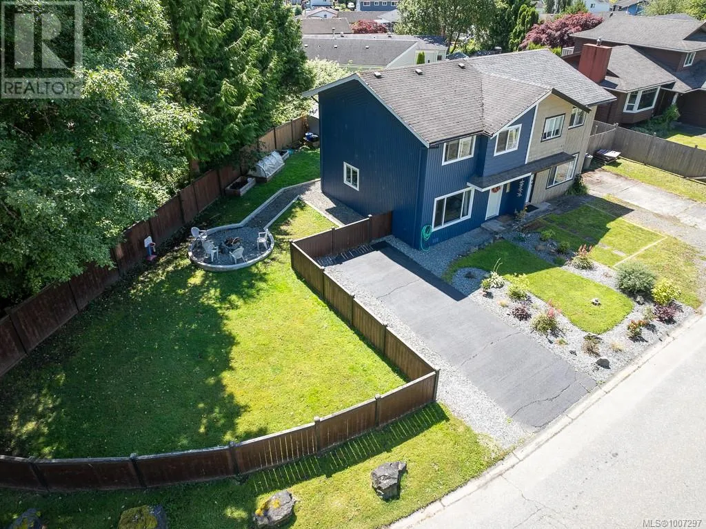 Duplex for rent: A 9477 Scott St, Port Hardy, British Columbia V0N 2P0