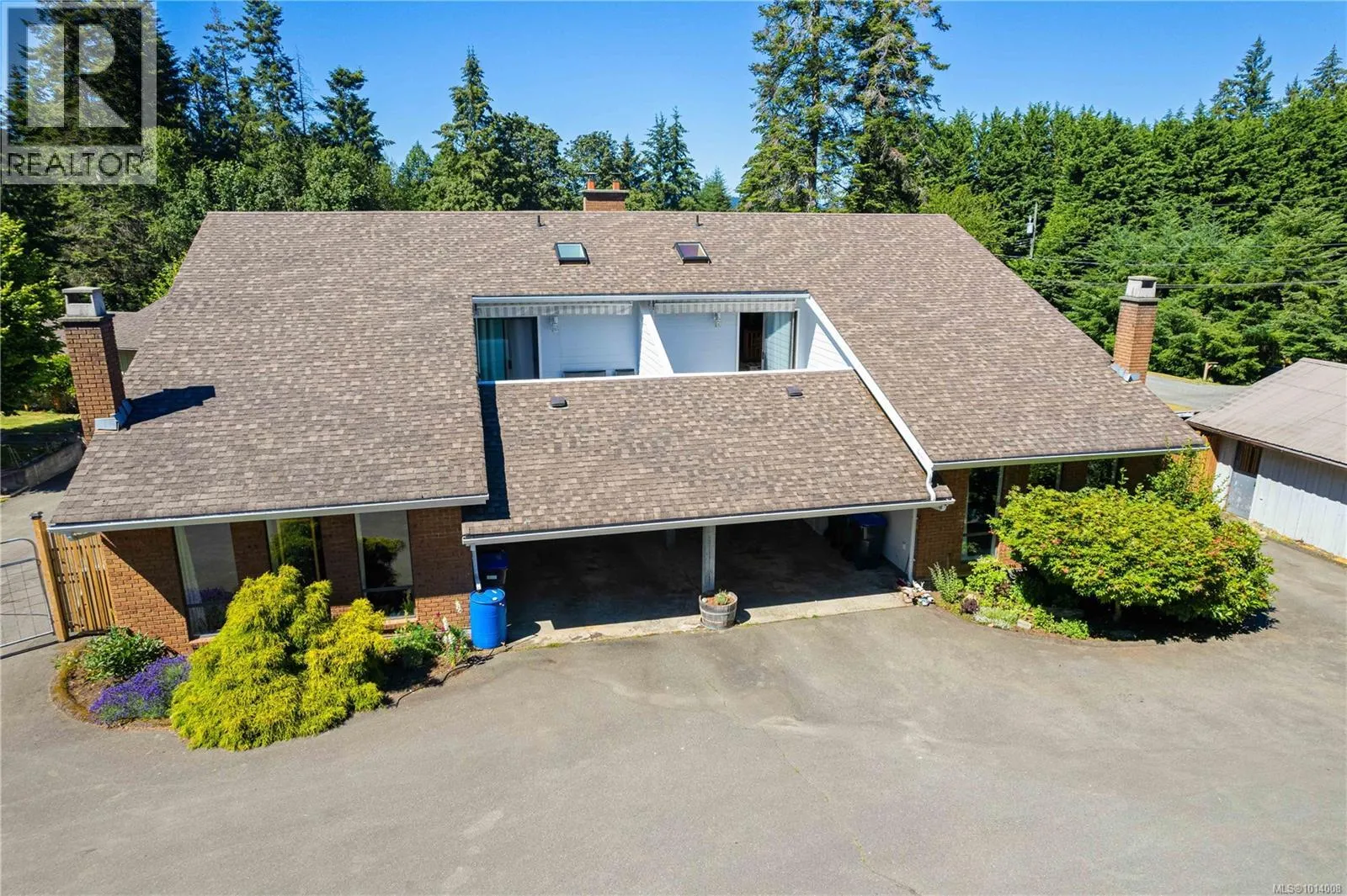 House for rent: A & B 153 Bald Eagle Cres, Bowser, British Columbia V0R 1G0