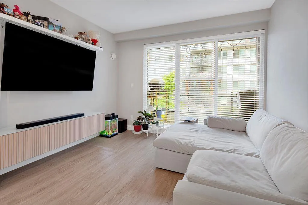 Apartment for rent: A213 20838 78b Avenue, Langley, British Columbia V2Y 3M1