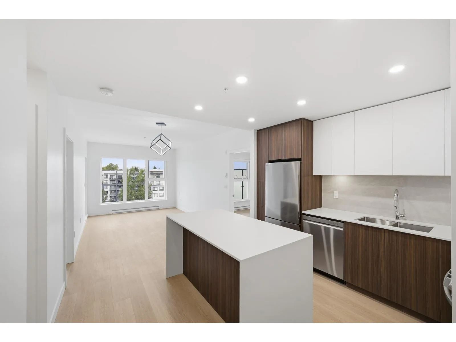 Apartment for rent: A501 7980 206a Street, Langley, British Columbia V2Y 3Z8