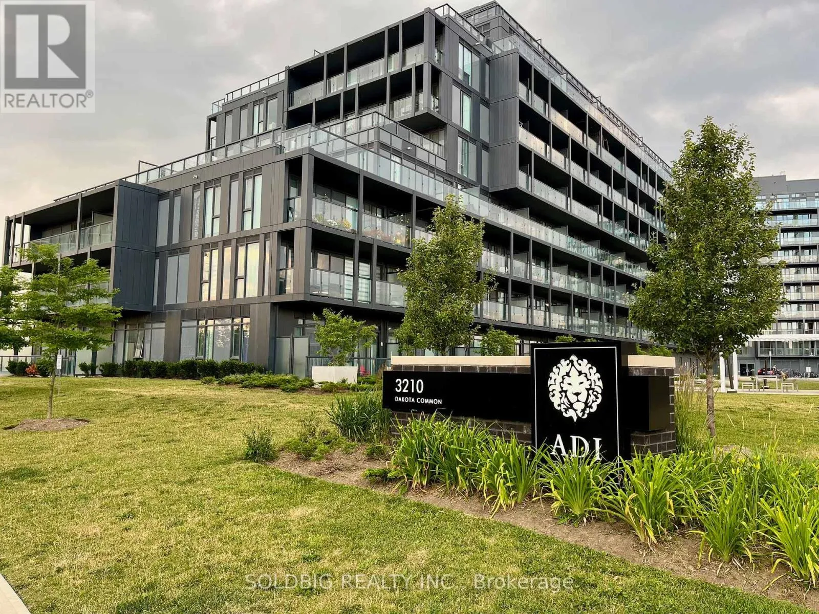 Apartment for rent: A612 - 3210 Dakota Common, Burlington, Ontario L7M 2A8