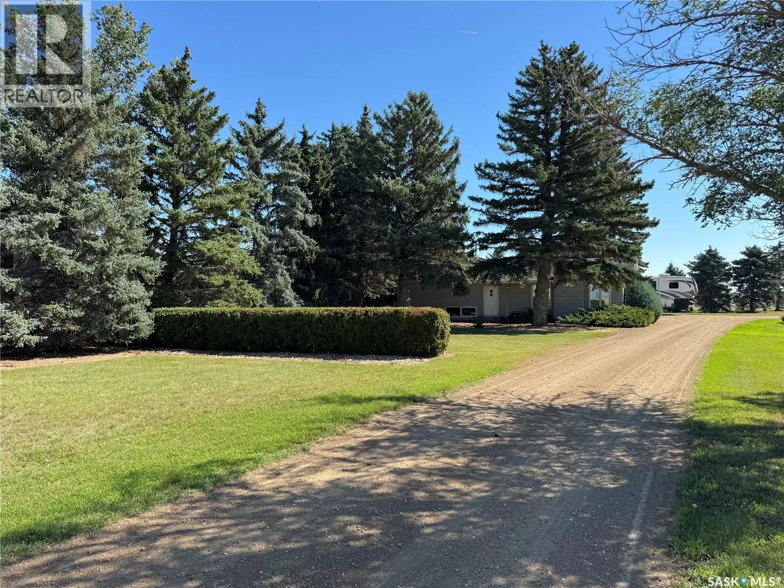 House for rent: Acreage Near White Cap, Lomond Rm No. 37, Saskatchewan S4H 2K7