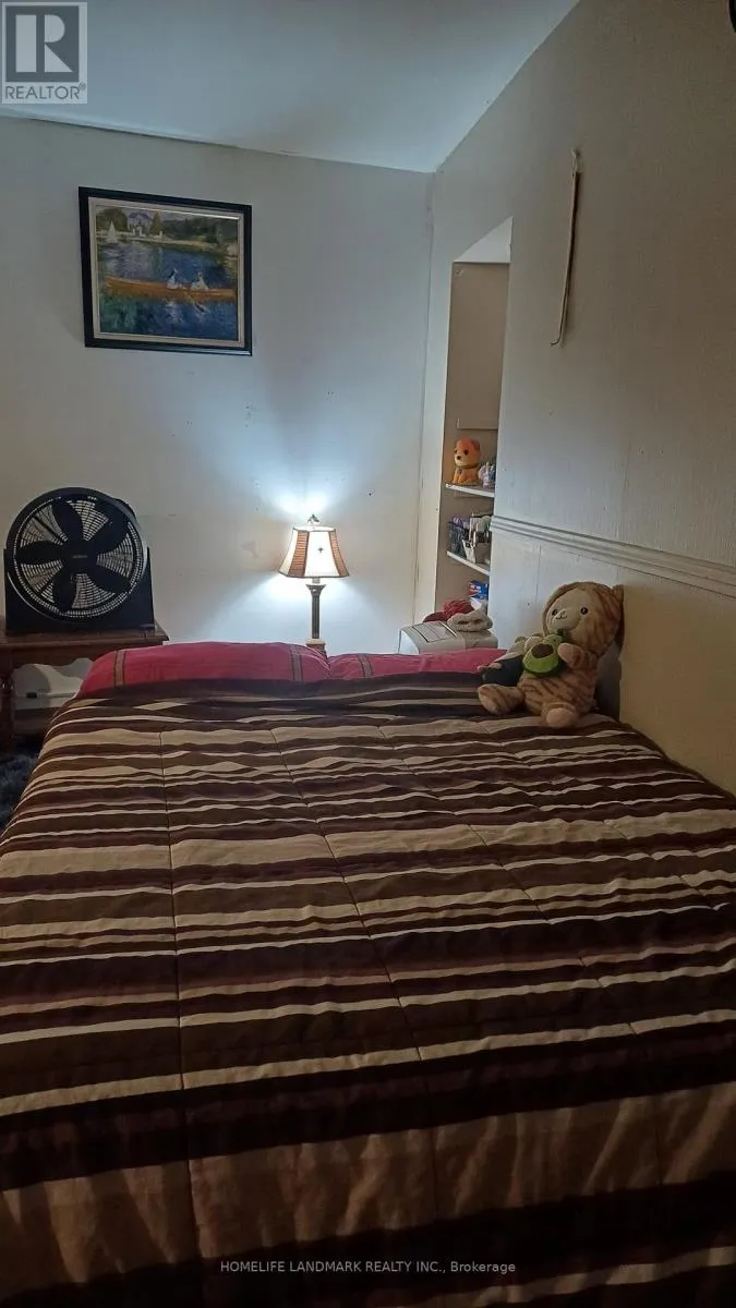 Residential Commercial Mix for rent: Apartment C - 92 King Street W, Cobourg, Ontario K9A 2M4