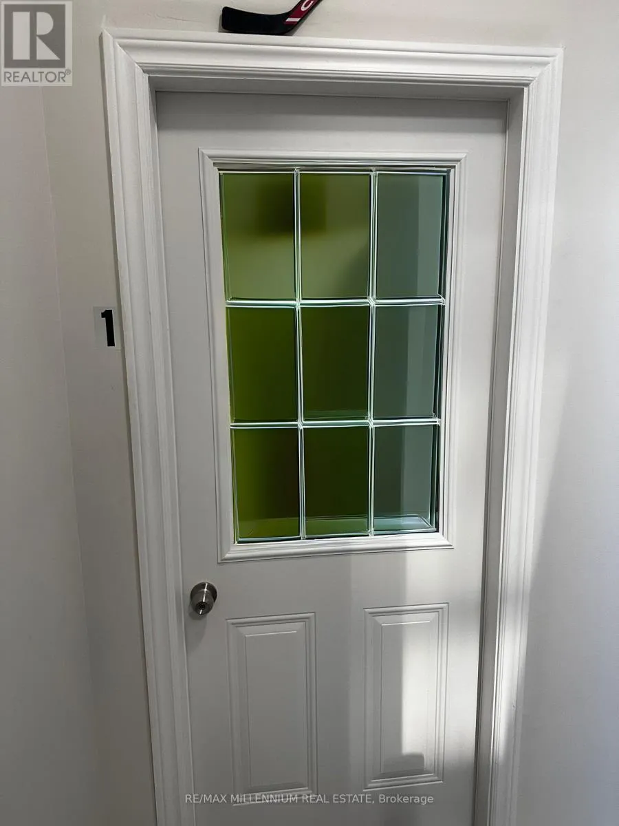 Other for rent: Apt 1 - Rm B - 25 Howard Street, Toronto, Ontario M4X 1J6