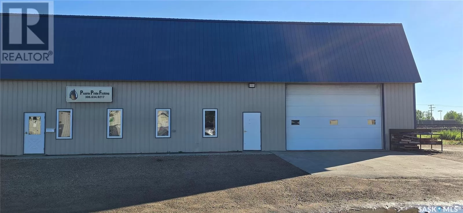 Retail for rent: B 1009 6th Street, Estevan, Saskatchewan S4A 1A5