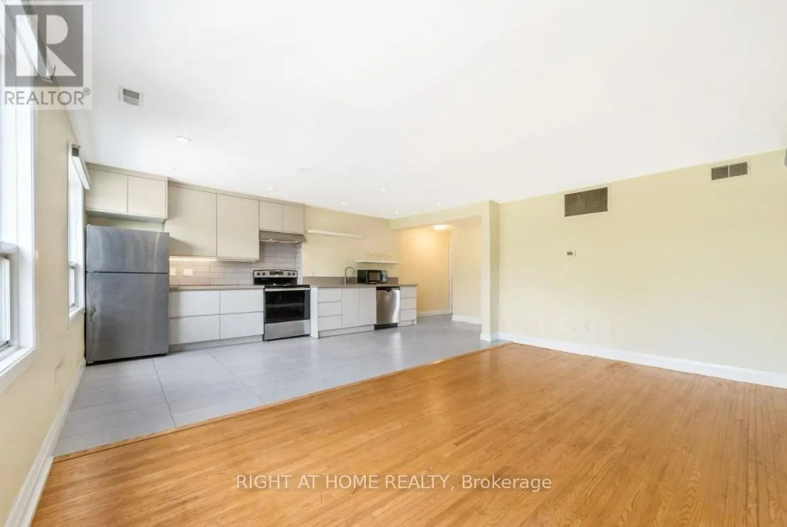 Other for rent: B - 1207 Hurontario Street, Mississauga, Ontario L5G 3H2