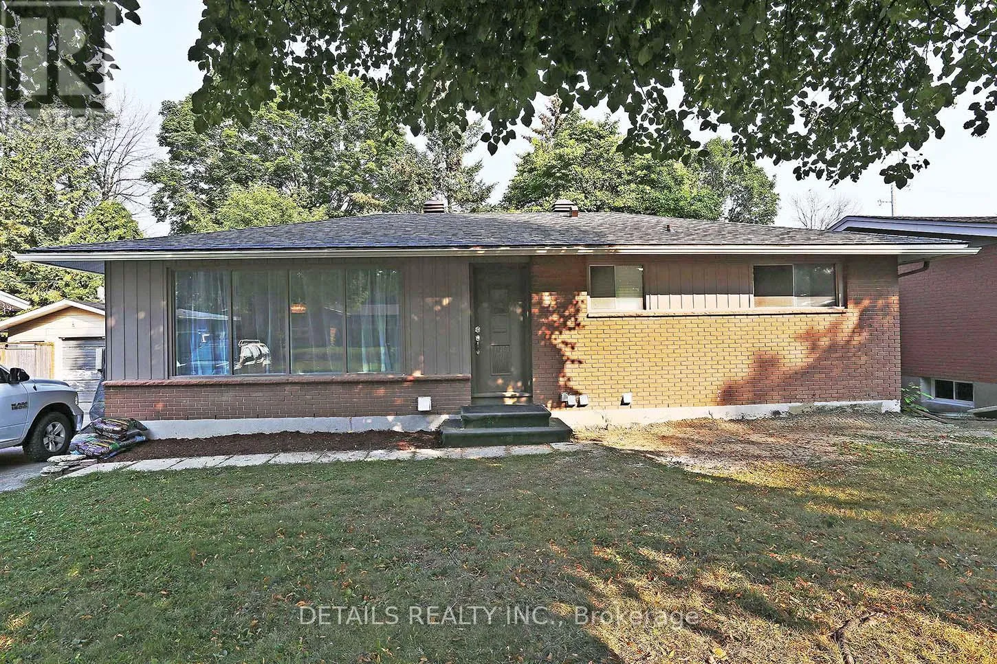 House for rent: B - 2151 Lambeth Walk, Ottawa, Ontario K2C 1E9