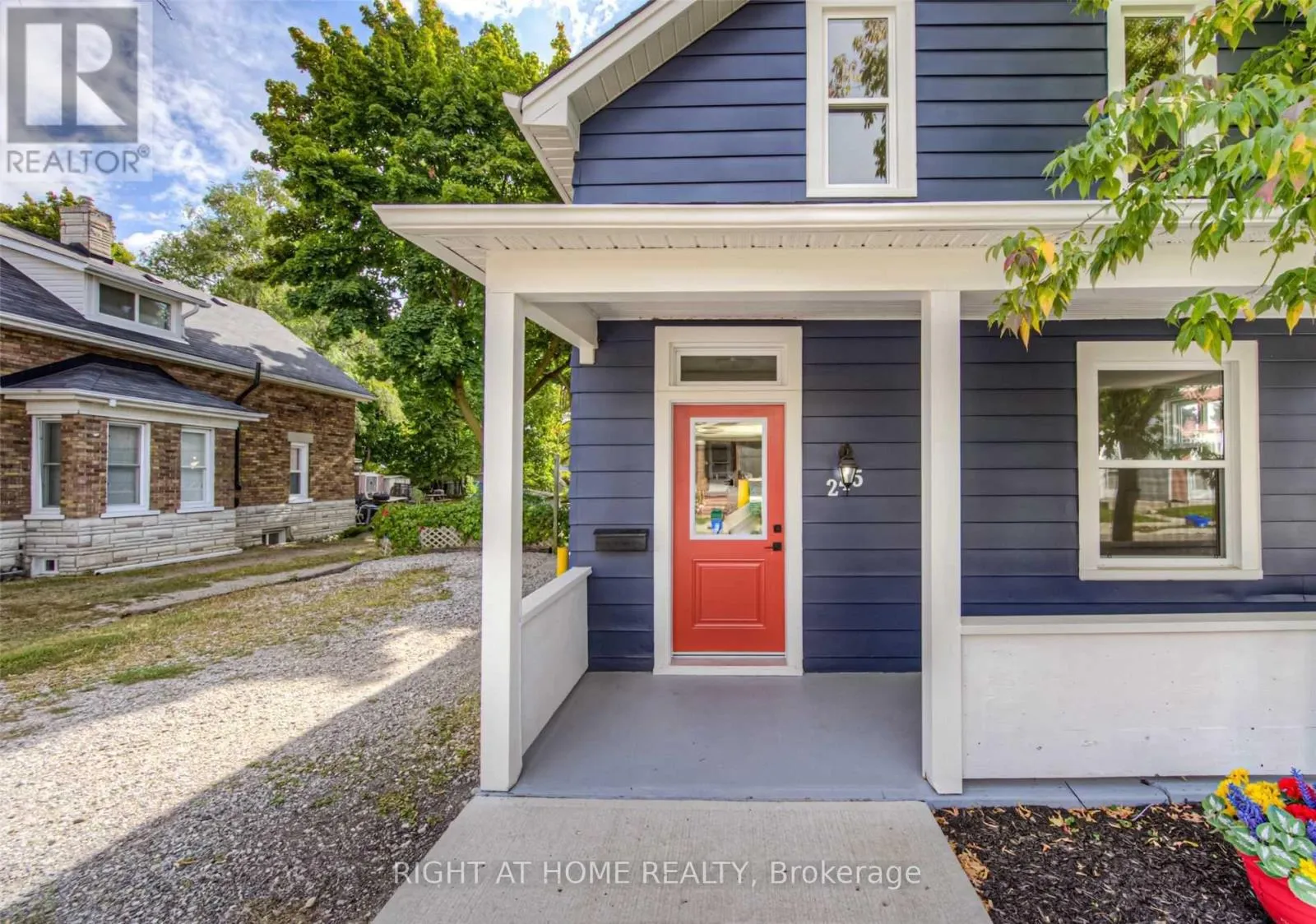 Duplex for rent: B - 245 Church Street S, Cambridge, Ontario N3H 1W7