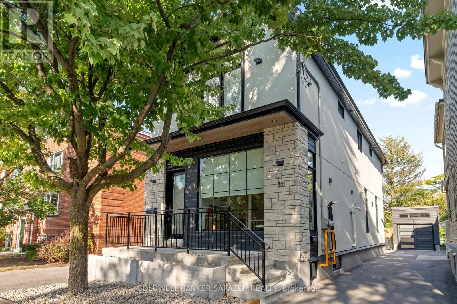 House for rent: B - 31 Commanda Way, Ottawa, Ontario K1M 1G1