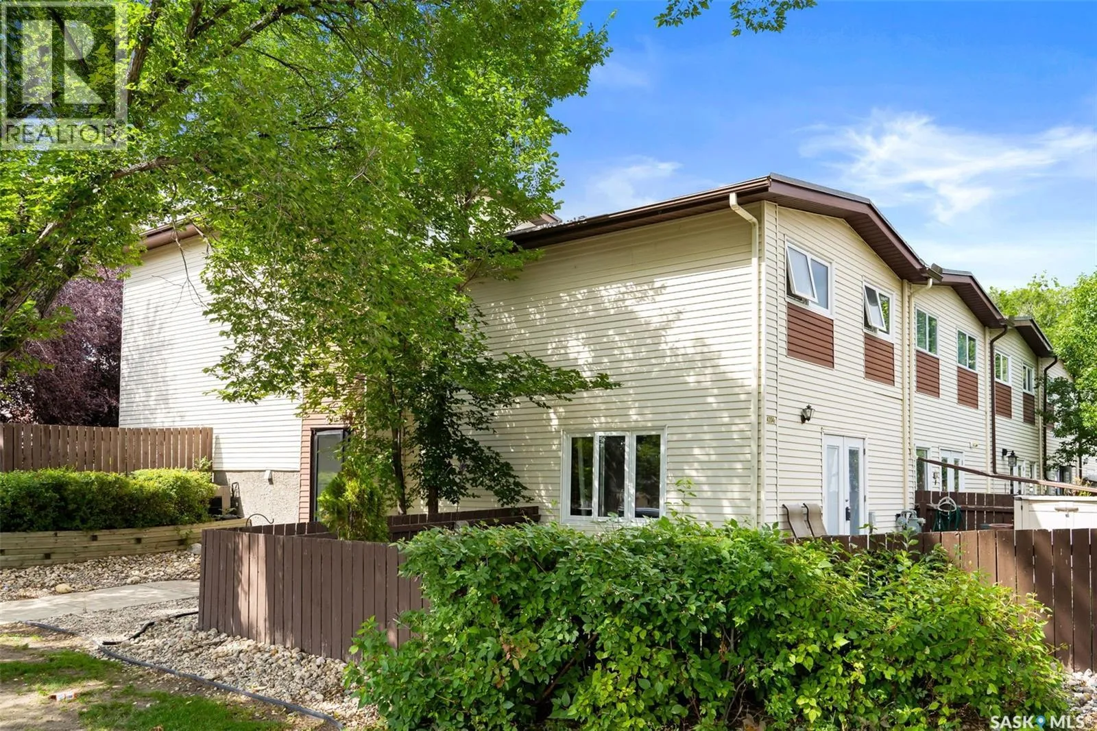 Row / Townhouse for rent: B 4204 Castle Road, Regina, Saskatchewan S4S 4W1