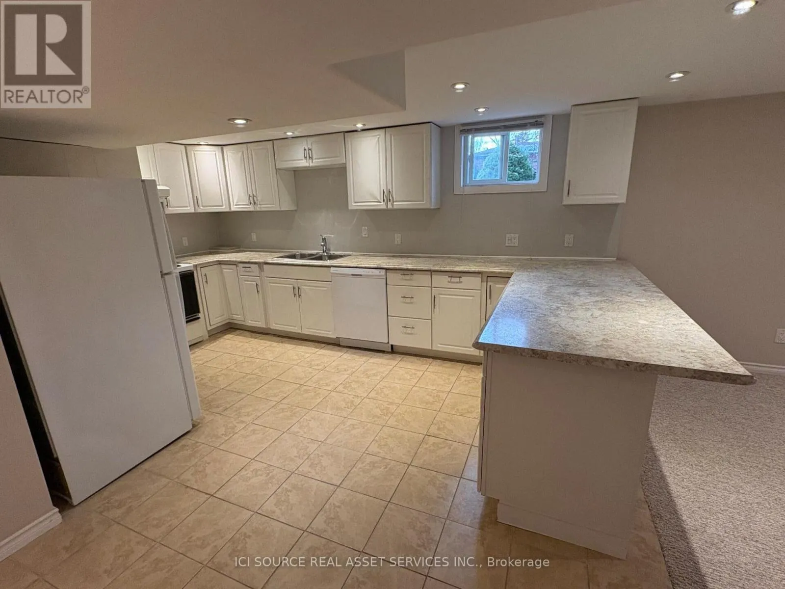 House for rent: B - 474 Arnhem Drive, Oshawa, Ontario L1G 2J5