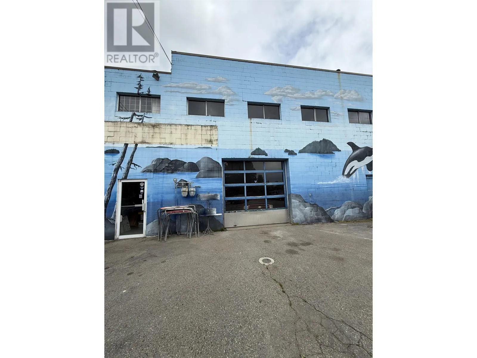 B 576 Lougheed Highway, Coquitlam, British Columbia V3K 3S3