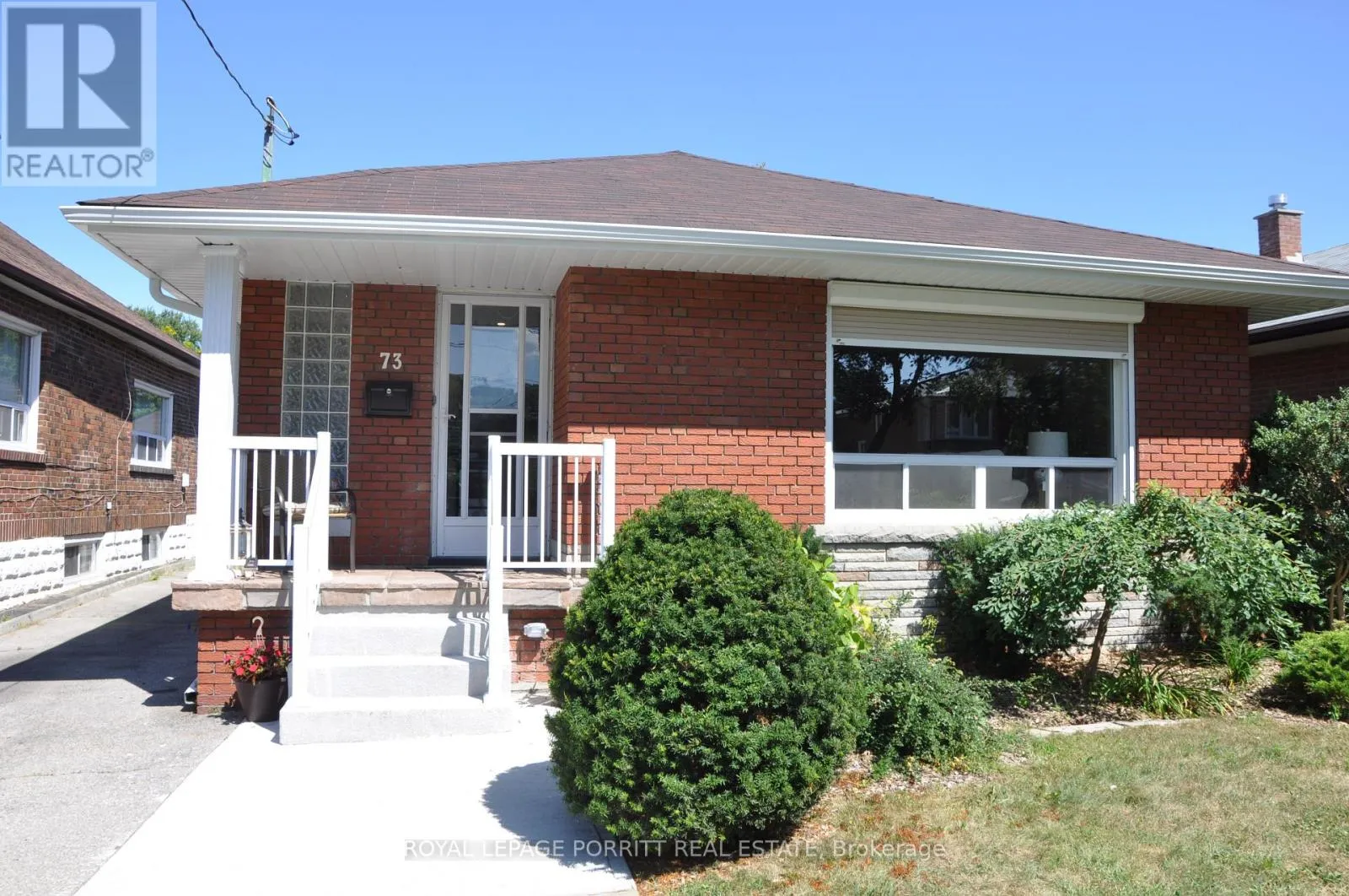 Other for rent: B - 73 Gort Avenue, Toronto, Ontario M8W 3Y9