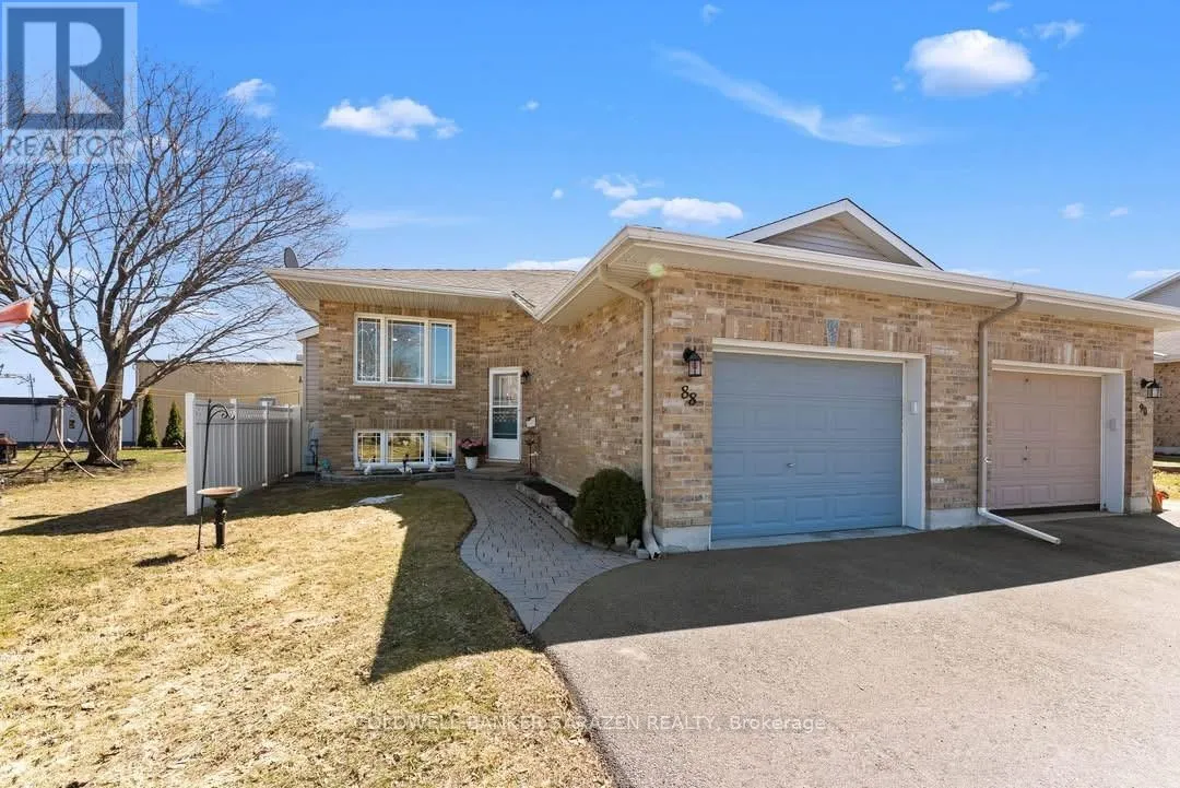 House for rent: B - 88 Thomas Street S, Arnprior, Ontario K7S 0C8