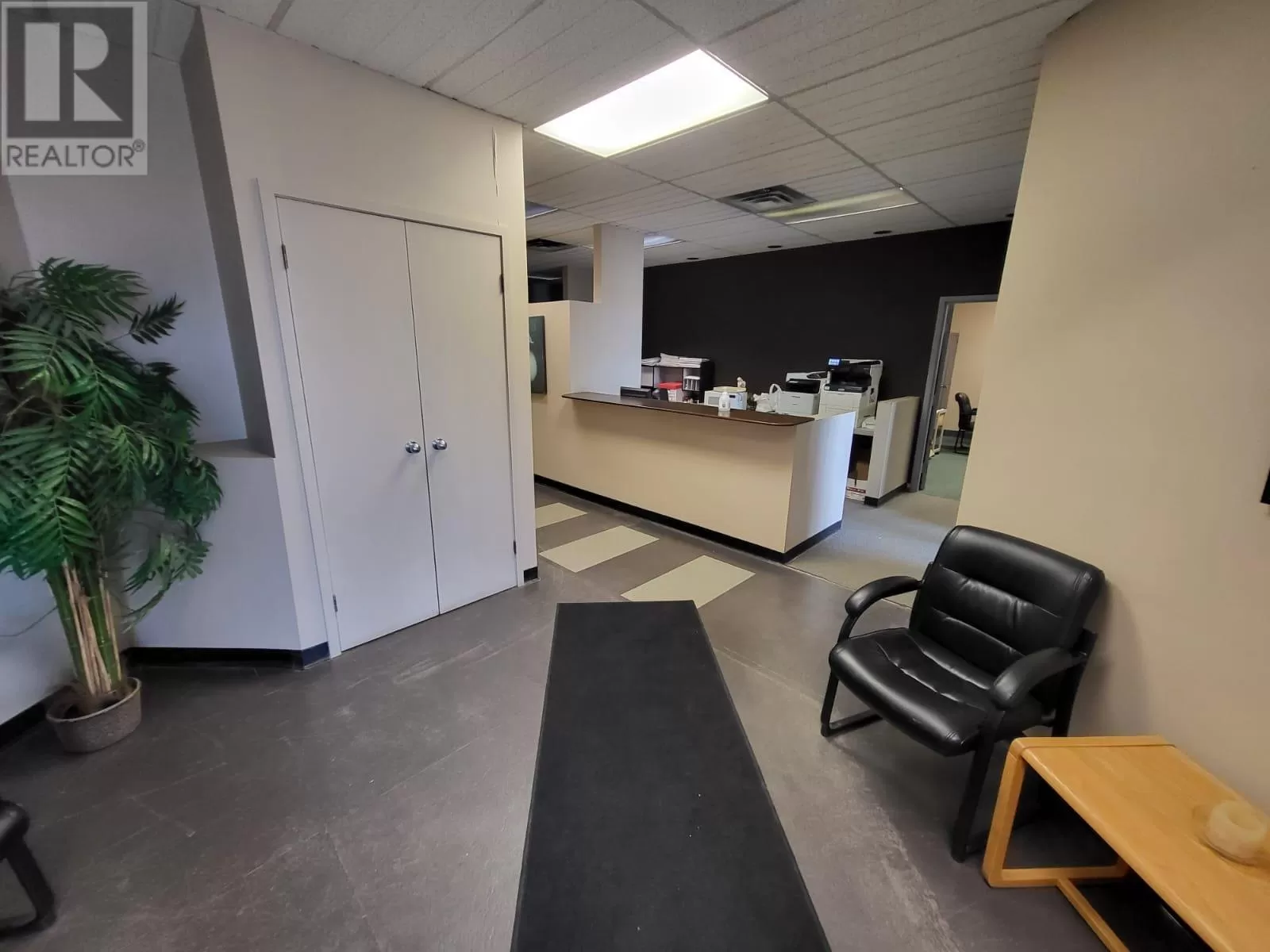 B 947 Memorial Ave, Thunder Bay, Ontario P7B 4A1