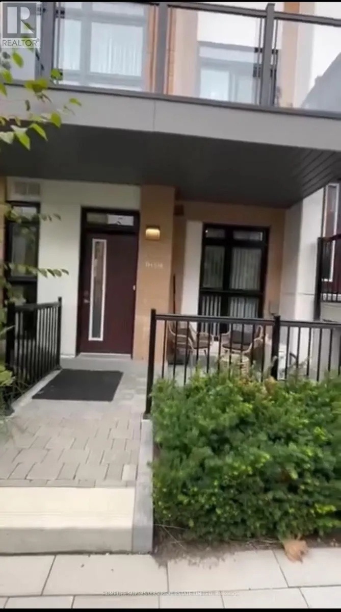 Row / Townhouse for rent: B104 - 150 Canon Jackson Drive E, Toronto, Ontario M6M 0B7