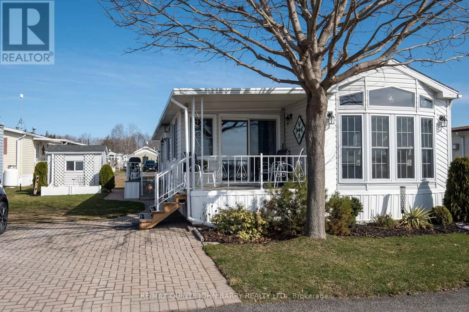 Mobile Home for rent: B11 - 153 County Road 27, Prince Edward County, Ontario K0K 1T0